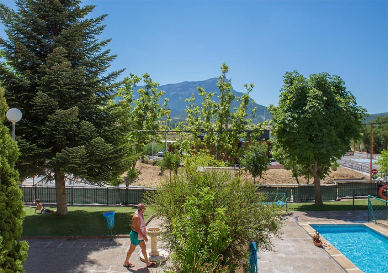 Apartamento Jaca Appartement Buitenkant foto